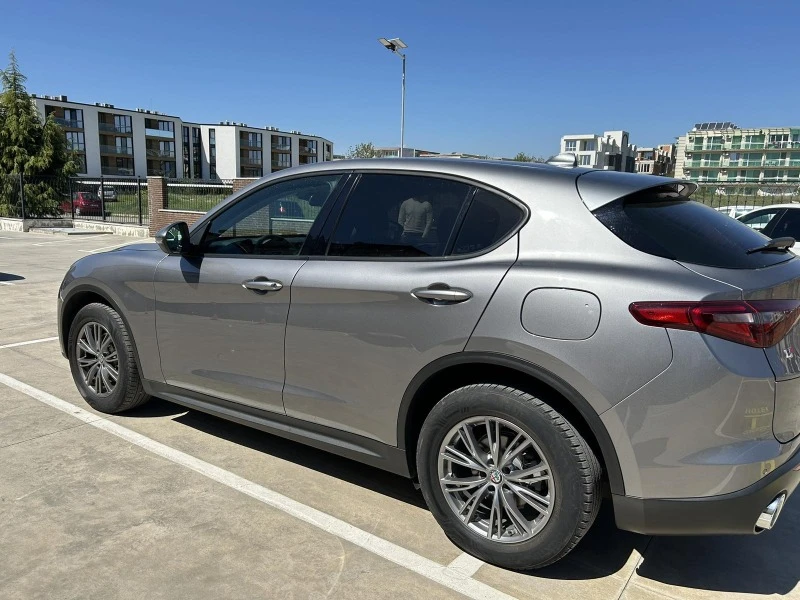 Alfa Romeo Stelvio 2.2Q4, снимка 3 - Автомобили и джипове - 49602610