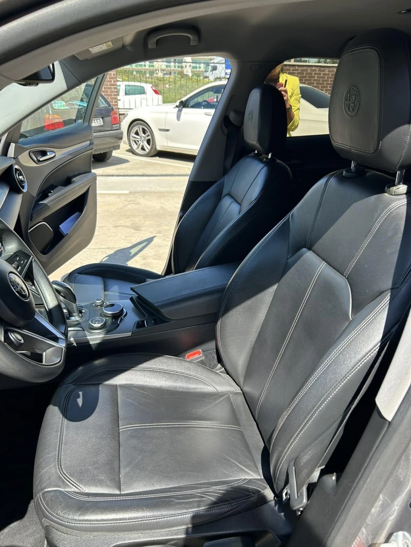 Alfa Romeo Stelvio 2.2Q4, снимка 10 - Автомобили и джипове - 49602610