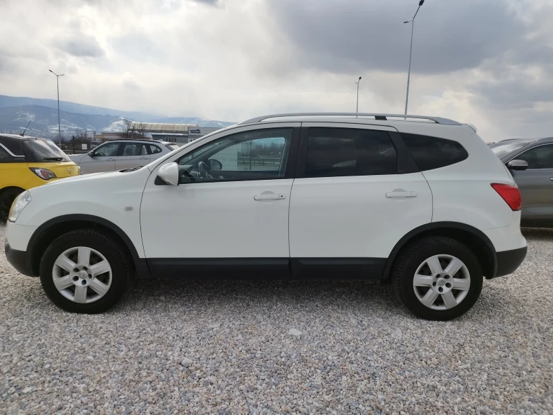 Nissan Qashqai 1.6i 7местен, снимка 4 - Автомобили и джипове - 49224440