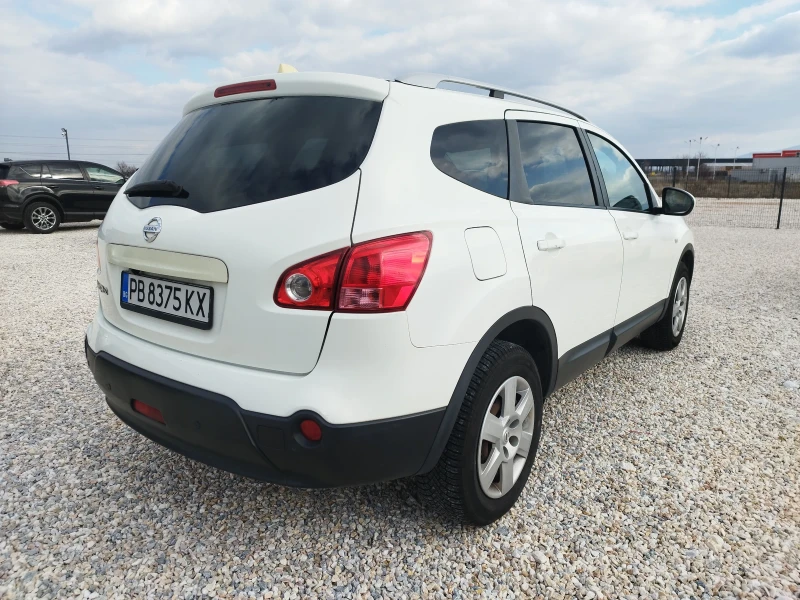 Nissan Qashqai 1.6i 7местен, снимка 6 - Автомобили и джипове - 49224440