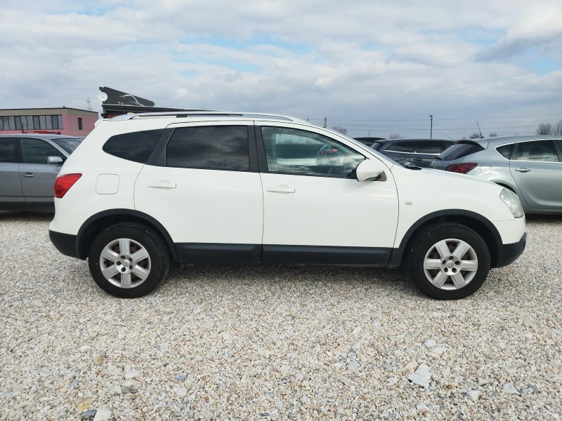 Nissan Qashqai 1.6i 7местен, снимка 5 - Автомобили и джипове - 49224440