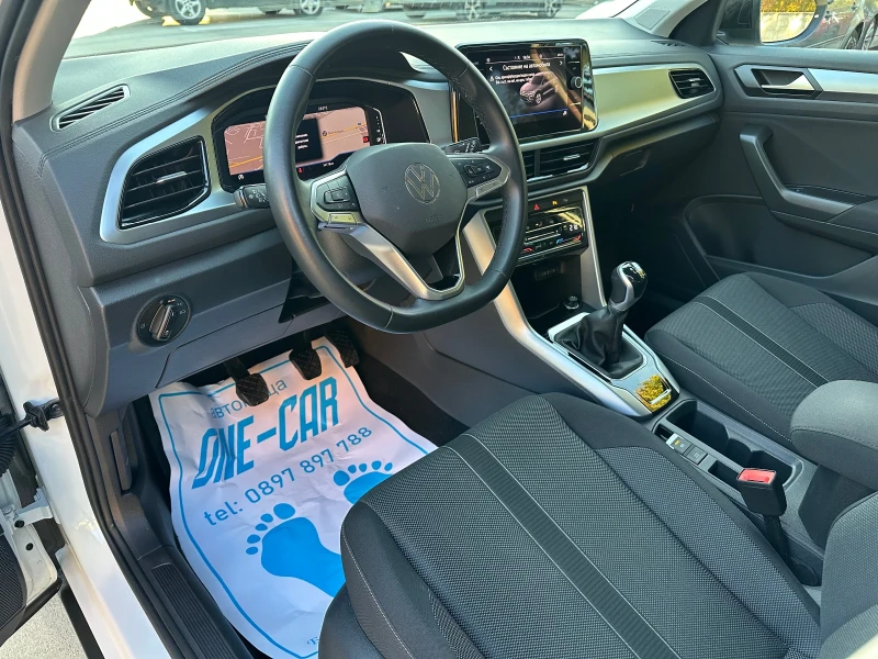 VW T-Roc 1.0TSI LIFE-110kc FACE 34хил.км, снимка 9 - Автомобили и джипове - 52155515