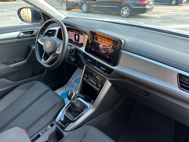 VW T-Roc 1.0TSI LIFE-110kc FACE 34хил.км, снимка 15 - Автомобили и джипове - 52155515