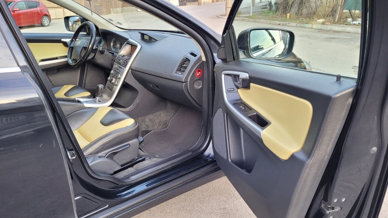 Volvo XC60 2.4d 185кс 160000км АВТОМАТ, снимка 8 - Автомобили и джипове - 52983836