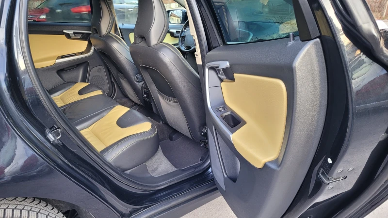 Volvo XC60 2.4d 185кс 160000км АВТОМАТ, снимка 7 - Автомобили и джипове - 52983836