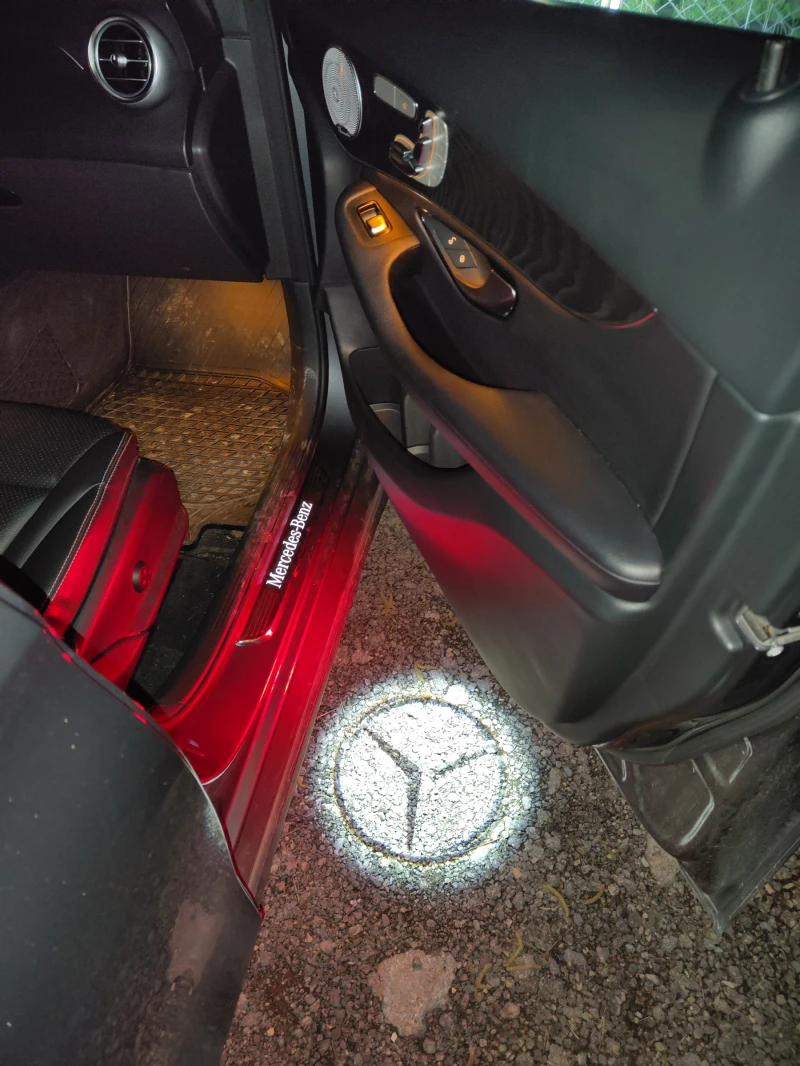 Mercedes-Benz GLC 300 4x4 245kc, снимка 6 - Автомобили и джипове - 53584943