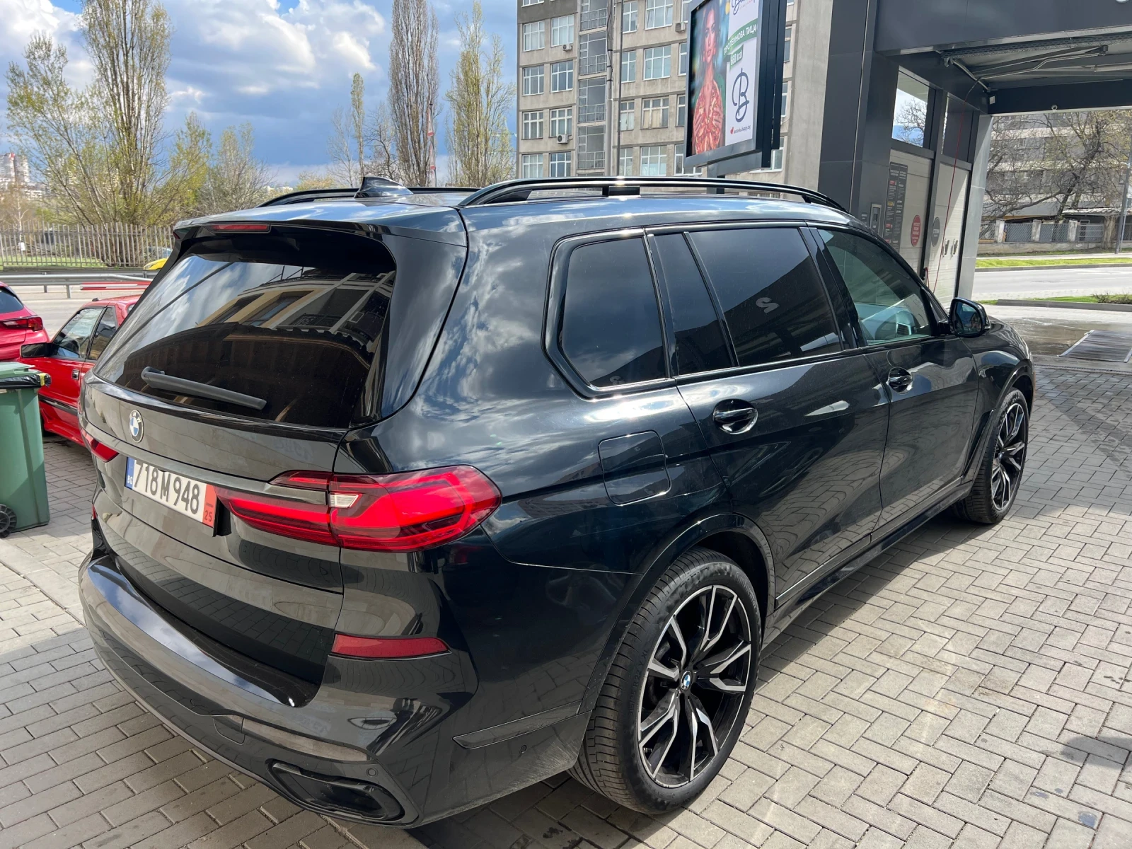 BMW X7 XDrive40i M Black Edition - изображение 4