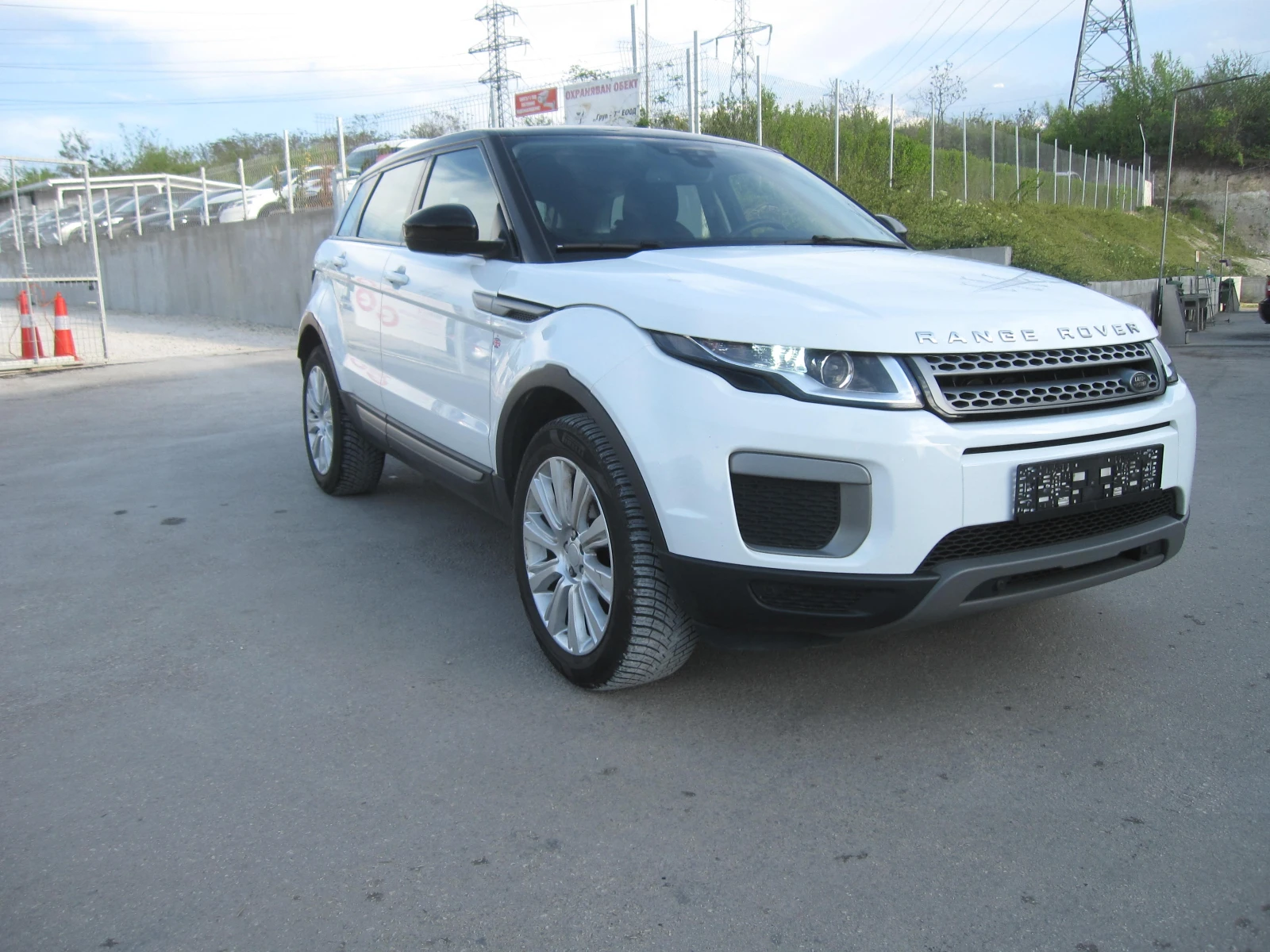 Land Rover Evoque Като НОВ 2, 0-TDI - изображение 2