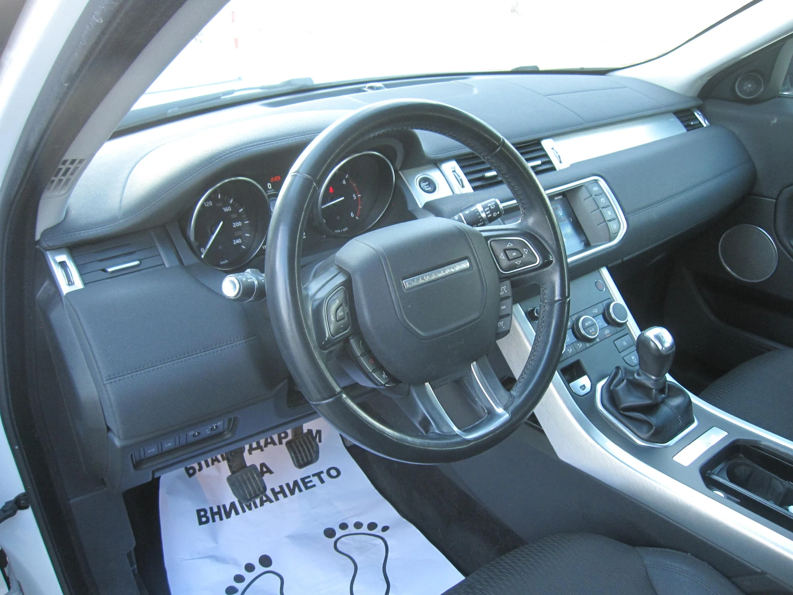 Land Rover Evoque Като НОВ 2, 0-TDI - изображение 6