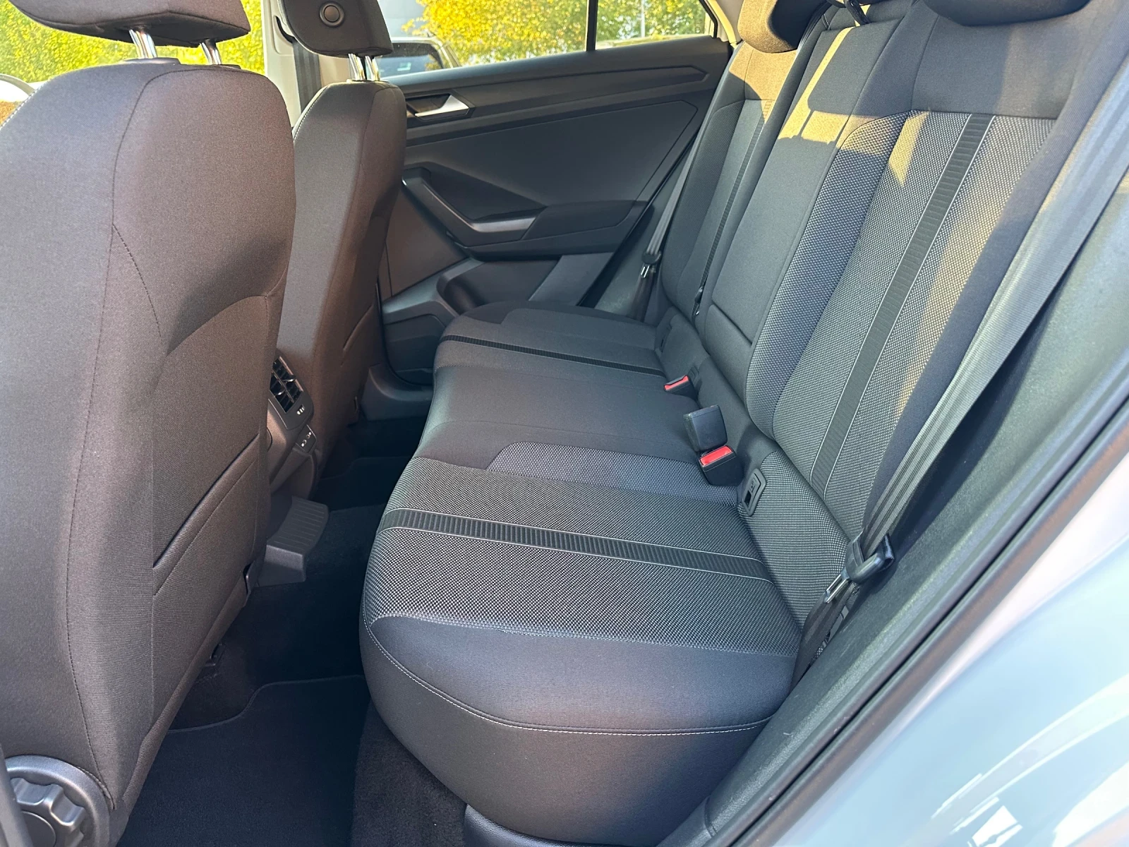 VW T-Roc 1.0TSI LIFE-110kc FACE  - изображение 10