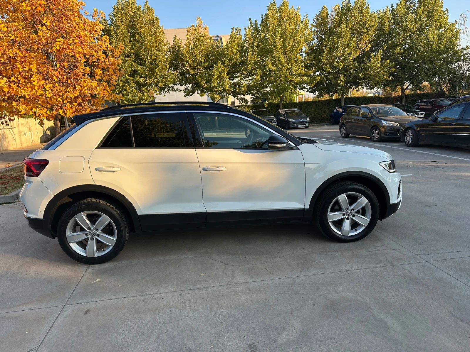 VW T-Roc 1.0TSI LIFE-110kc FACE  - изображение 5