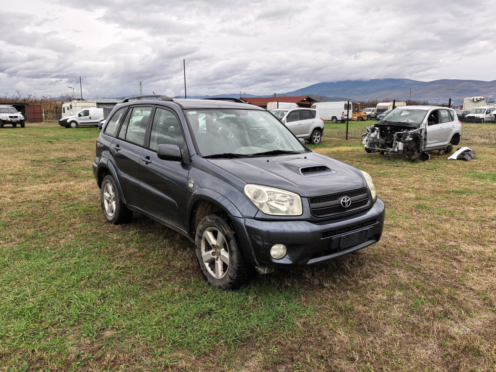 Toyota Rav4 2.0 D4D - изображение 3