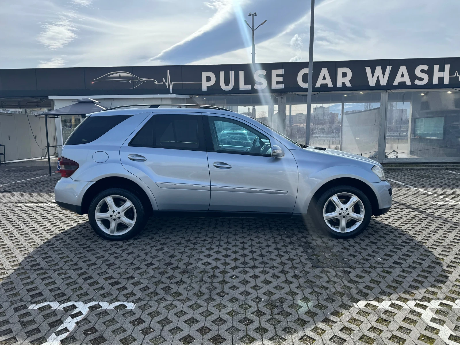Mercedes-Benz ML 320 2 ри Собственик 3.2cdi Въздух , снимка 2 - Автомобили и джипове - 53761697