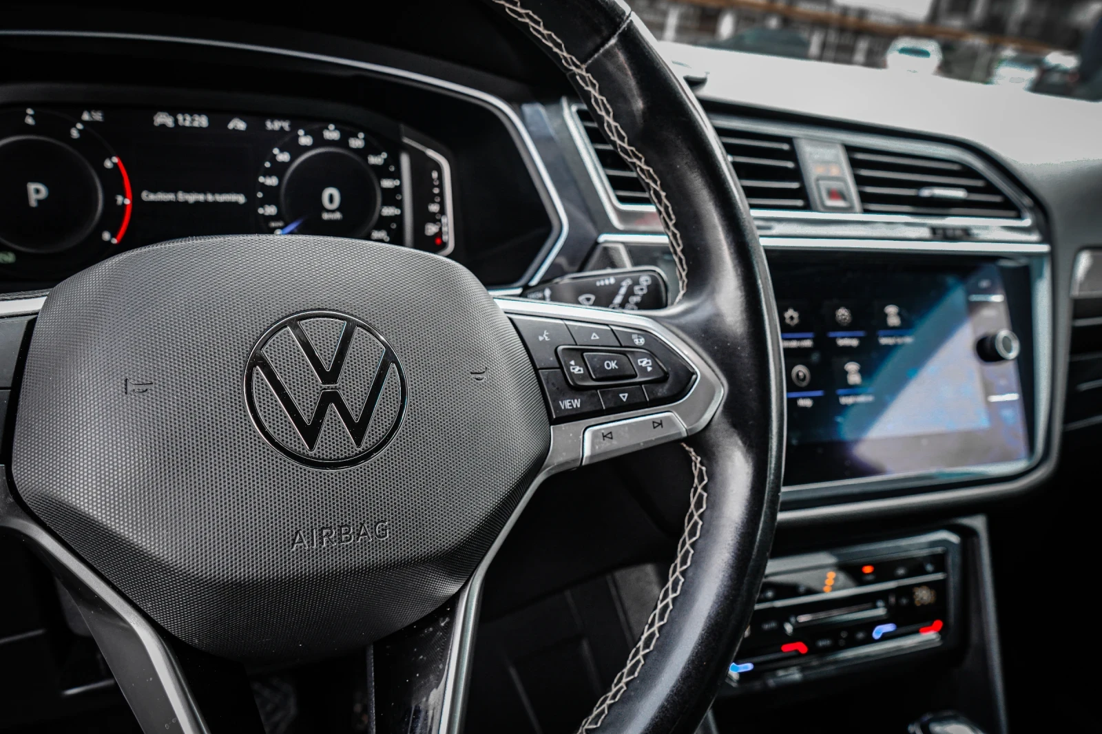 VW Tiguan Comfortline, снимка 4 - Автомобили и джипове - 53804457