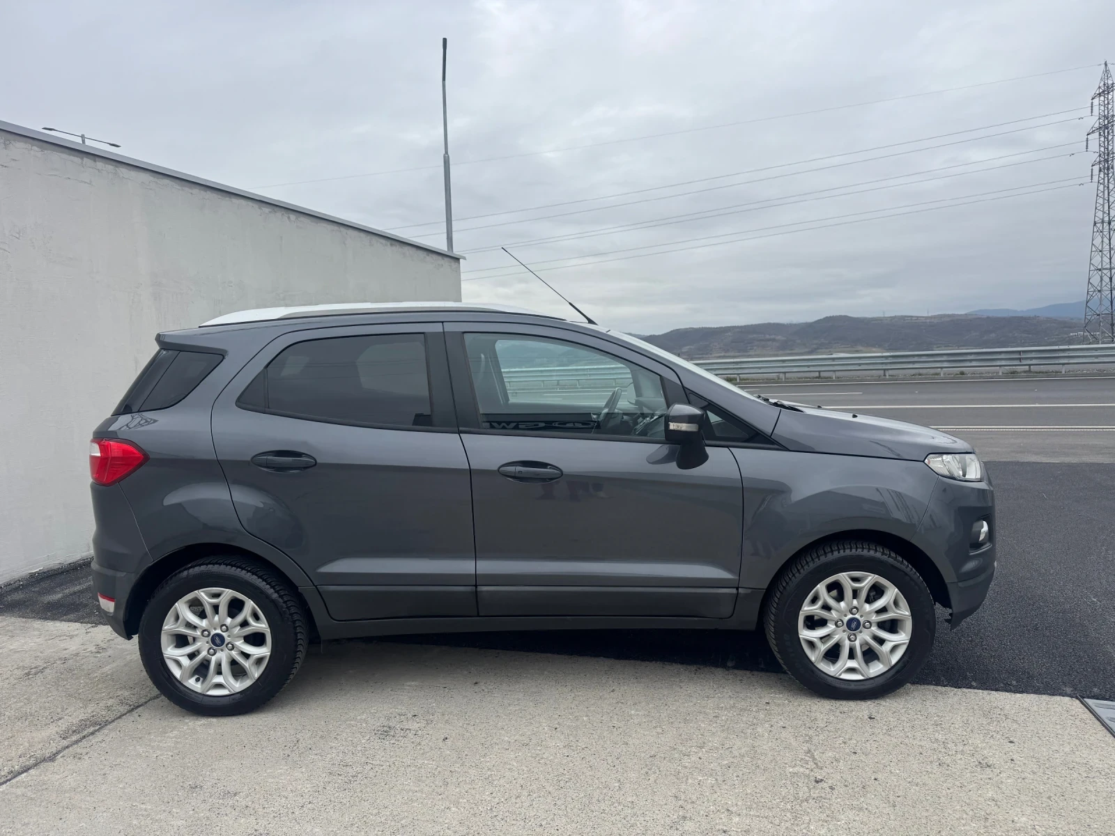 Ford EcoSport 1.5TDCI EURO6, снимка 4 - Автомобили и джипове - 54063603