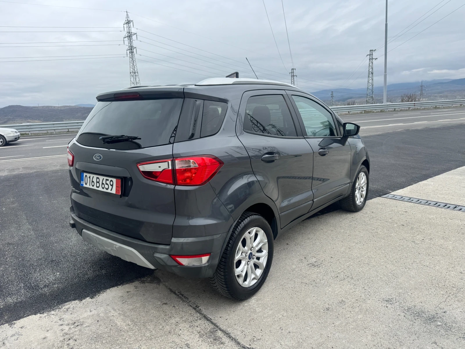 Ford EcoSport 1.5TDCI EURO6, снимка 5 - Автомобили и джипове - 54063603