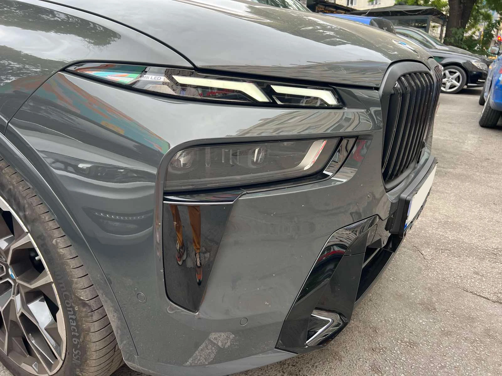 BMW X7 xDrive40i* MSPORT PRO* SKYLOUNGE* , снимка 12 - Автомобили и джипове - 54077180