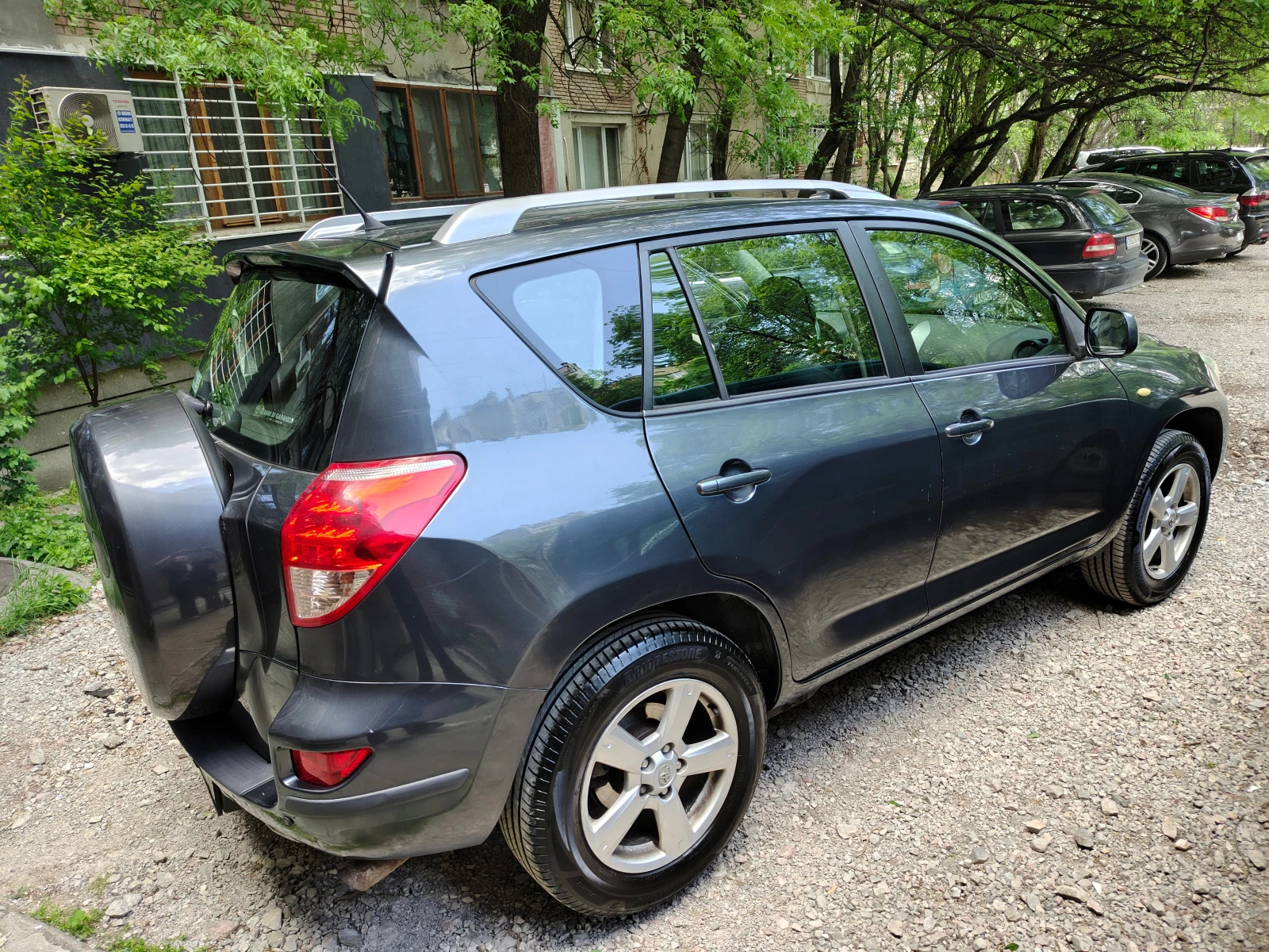 Toyota Rav4, снимка 3 - Автомобили и джипове - 54444352