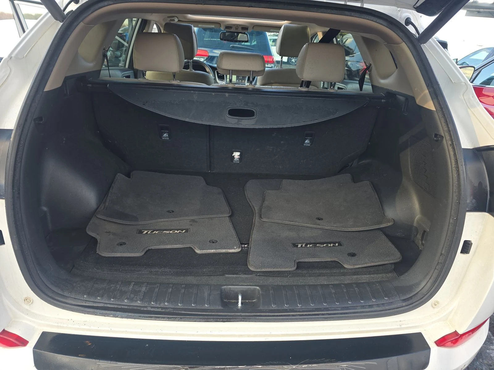 Hyundai Tucson Limited, снимка 16 - Автомобили и джипове - 54595448