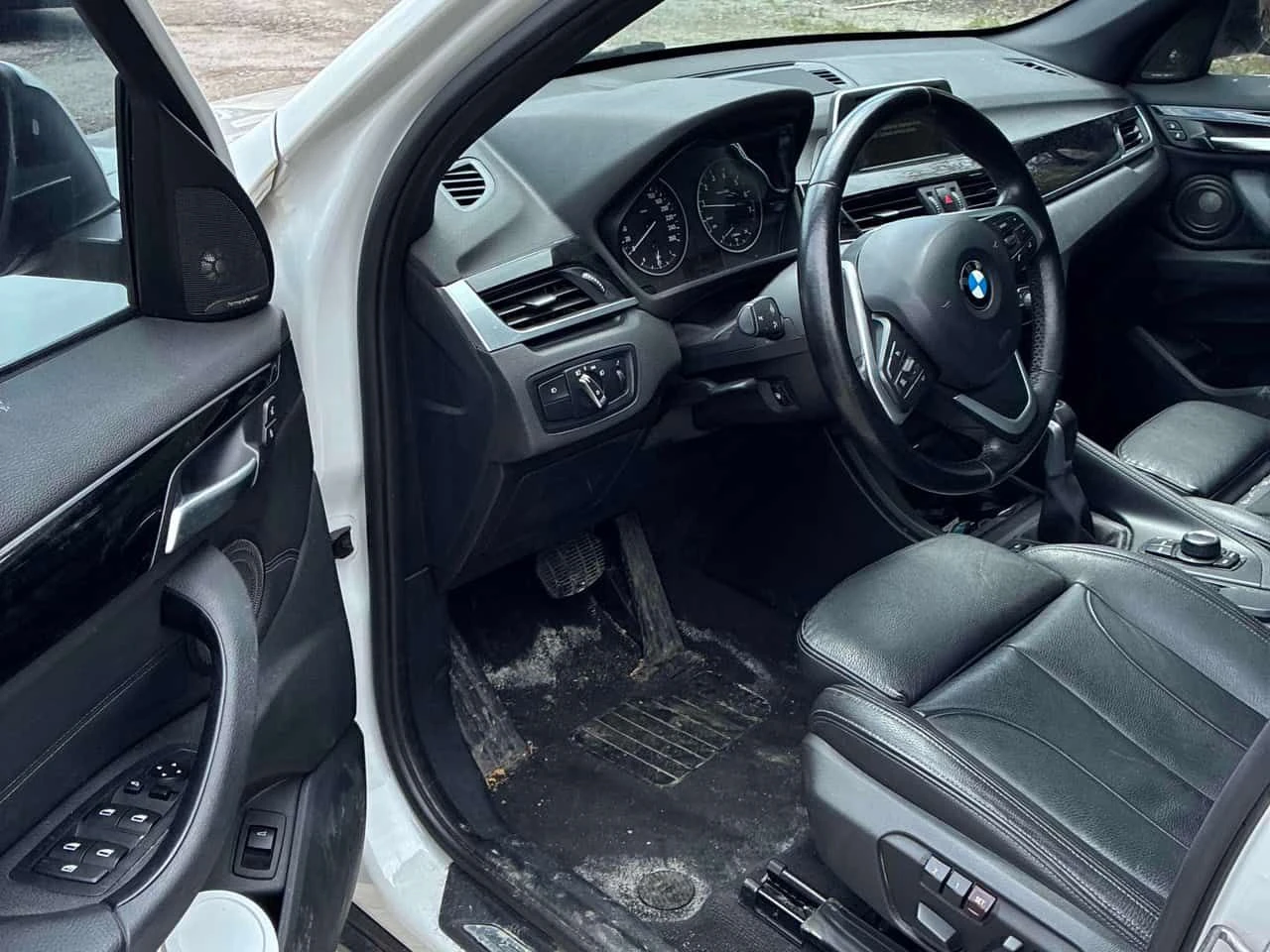 BMW X1 xDrive28i  CARFAX, снимка 5 - Автомобили и джипове - 54663179