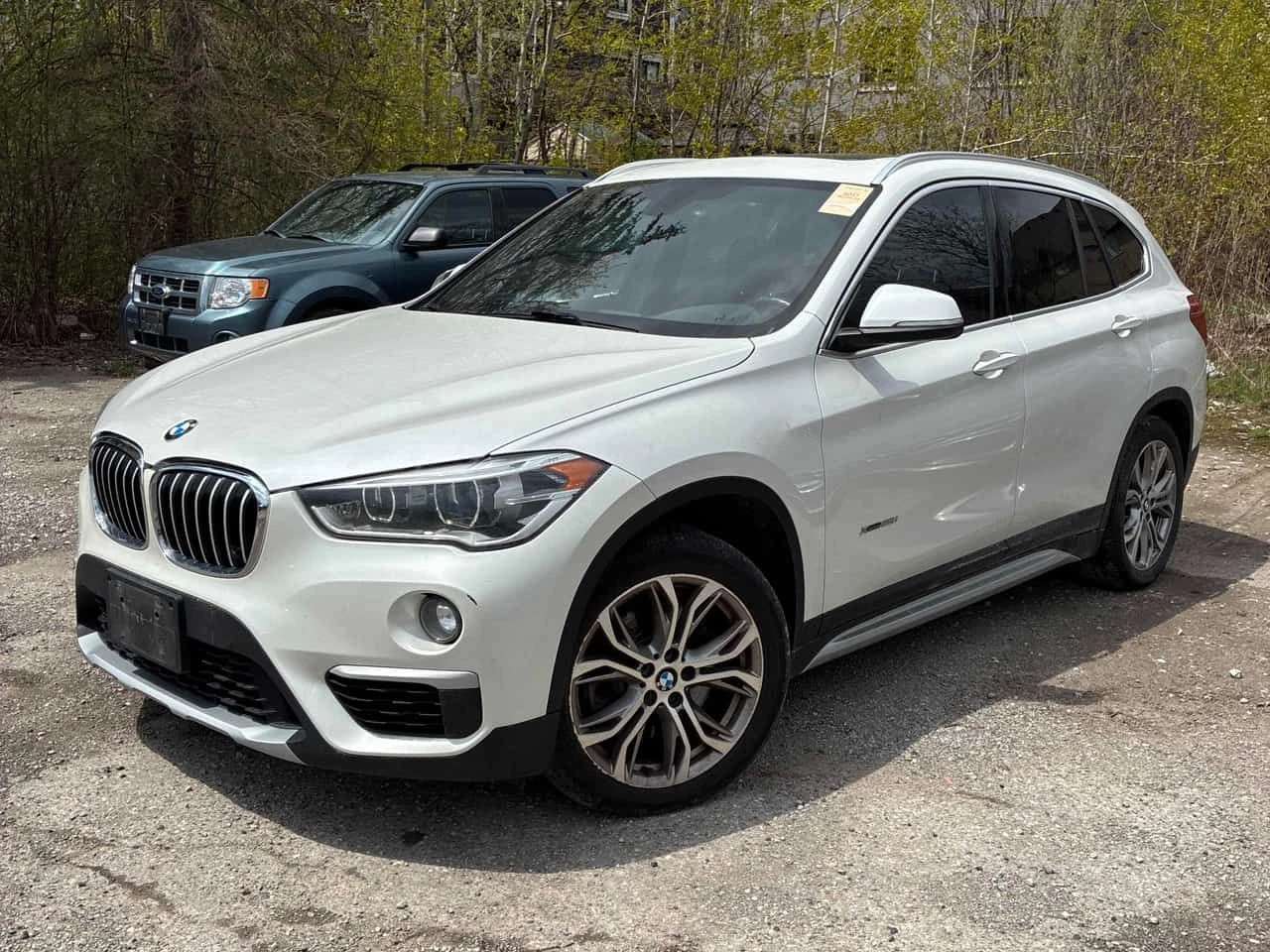 BMW X1 xDrive28i  CARFAX, снимка 2 - Автомобили и джипове - 54663179