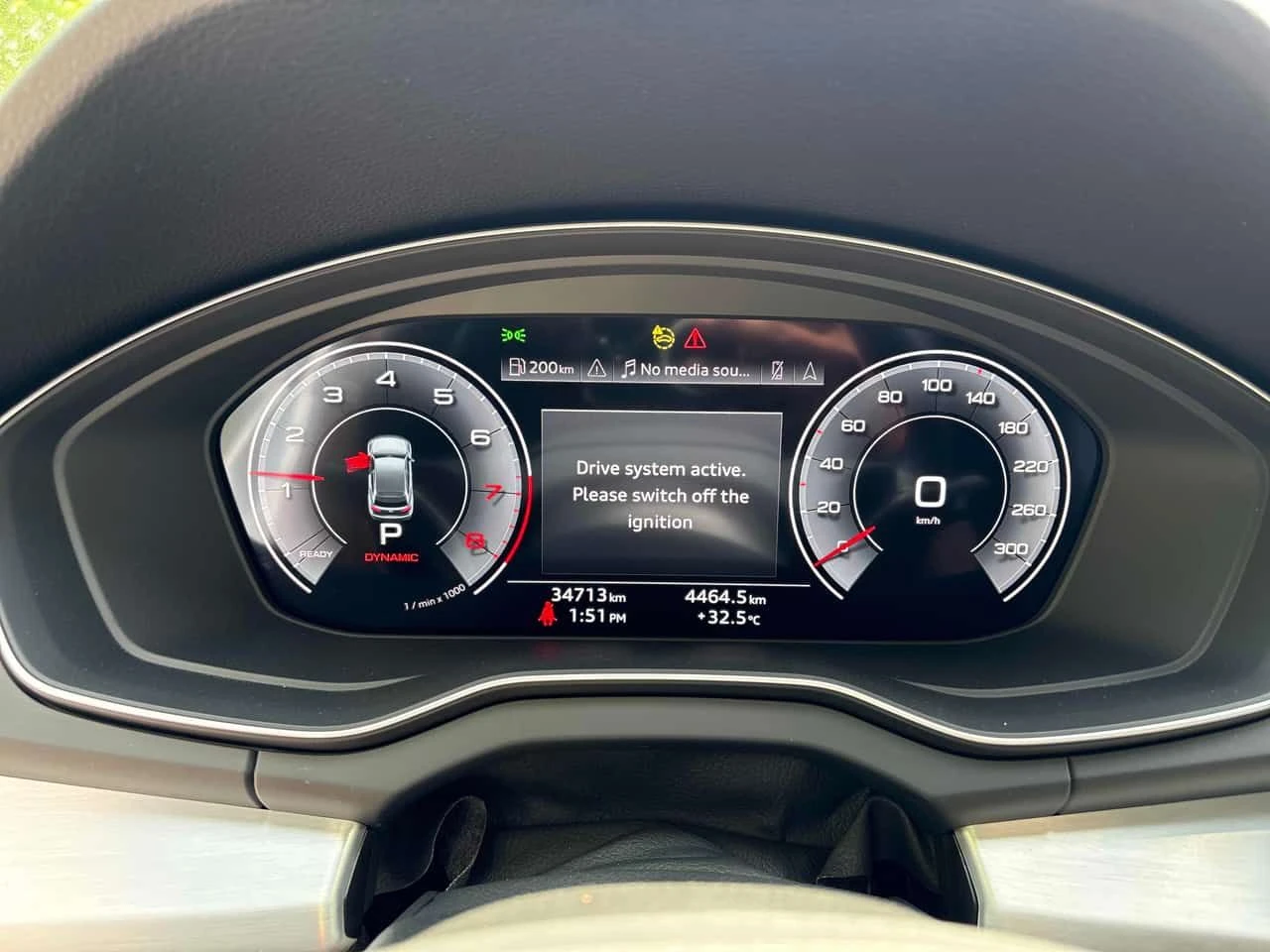 Audi Q5 | Progressiv | DISTRONIC | 360 | ПАНОРАМА | CARFAX, снимка 8 - Автомобили и джипове - 54796484