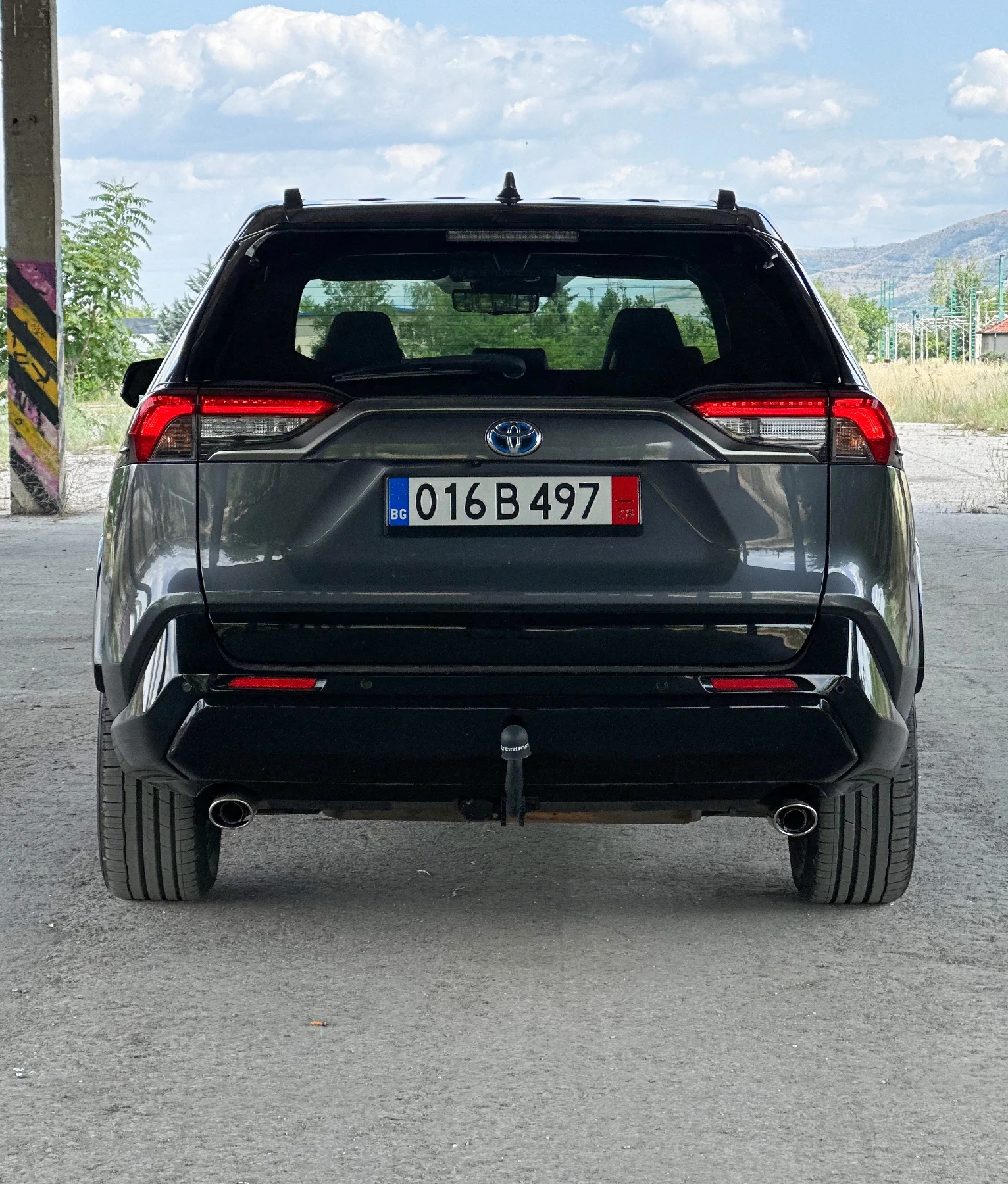 Toyota Rav4 2.5PlugIN/4x4/ГАРАНЦИЯ/ВСИЧКИ ЕКСТРИ, снимка 5 - Автомобили и джипове - 54982413