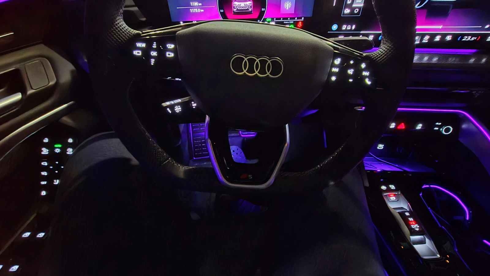 Audi Q5 2.0 TFSI Quattro Technik Black Edition (B10) 2025, снимка 12 - Автомобили и джипове - 55433967