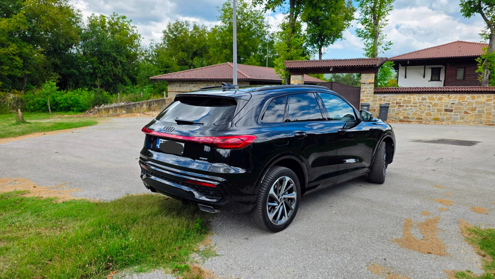 Audi Q5 2.0 TFSI Quattro Technik Black Edition (B10) 2025, снимка 4 - Автомобили и джипове - 55433967