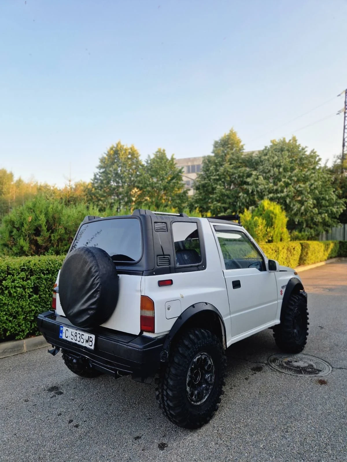 Suzuki Vitara 1.6 , снимка 5 - Автомобили и джипове - 55540653
