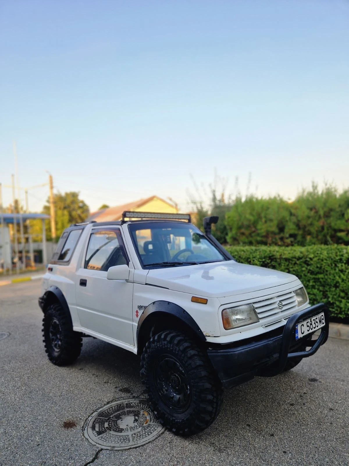 Suzuki Vitara 1.6 , снимка 6 - Автомобили и джипове - 55540653