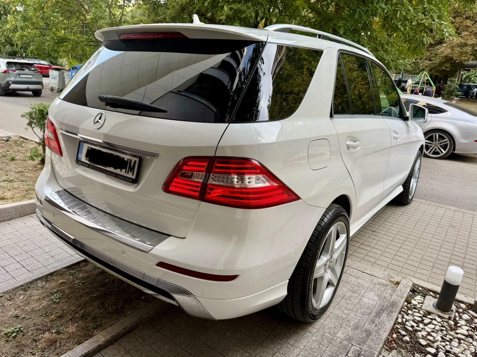 Mercedes-Benz ML 350 GLE-AMG/Панорама/Full/Exlussive, снимка 11 - Автомобили и джипове - 56316808