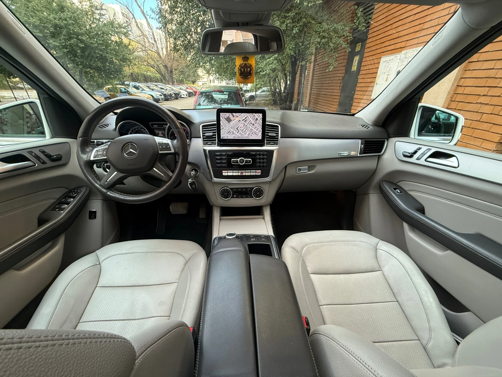 Mercedes-Benz ML 350 GLE-AMG/Панорама/Full/Exlussive, снимка 13 - Автомобили и джипове - 56316808