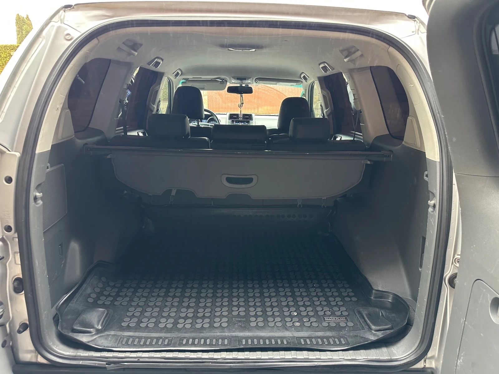 Toyota Land cruiser 150, снимка 12 - Автомобили и джипове - 56444388