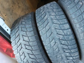 Гуми Зимни 235/65R16, снимка 2