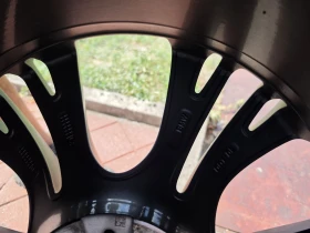 Гуми с джанти Pirelli 285/35R21, снимка 5
