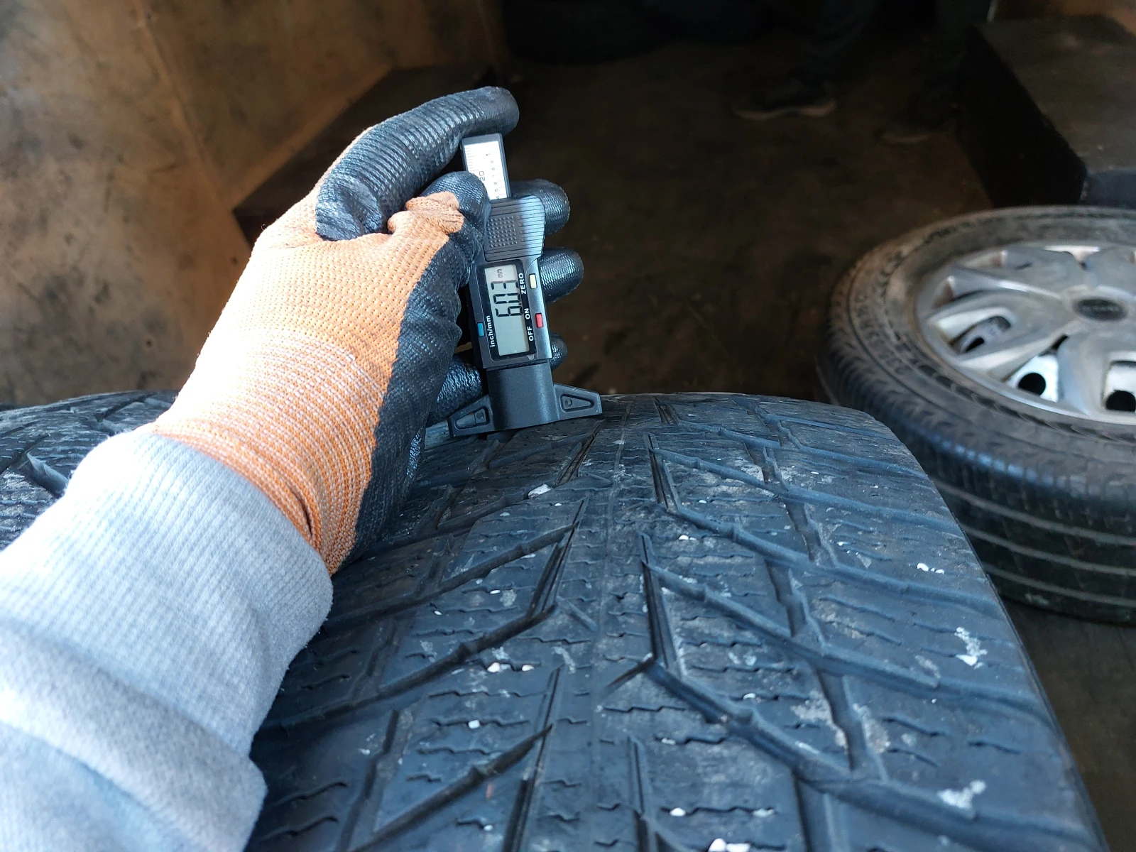  235/65R16 | Mobile.bg   4