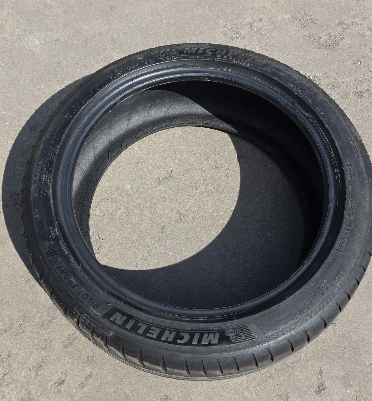 Гуми Летни 225/45R18, снимка 11 - Гуми и джанти - 54256323