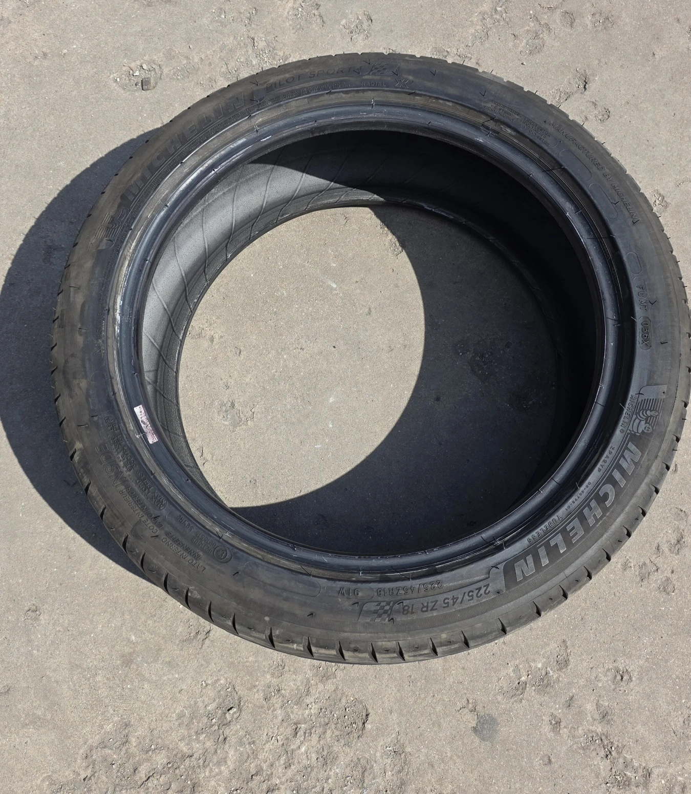 Гуми Летни 225/45R18, снимка 6 - Гуми и джанти - 54256323