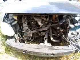 Chrysler Voyager 2.8 tdi, снимка 14