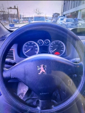 Peugeot 307 2.0 136 Бензин газ, снимка 11