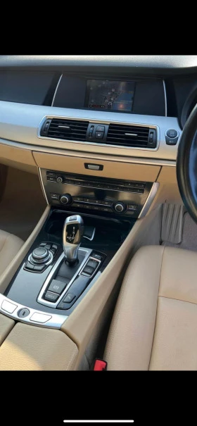 BMW 5 Gran Turismo 520D, снимка 4