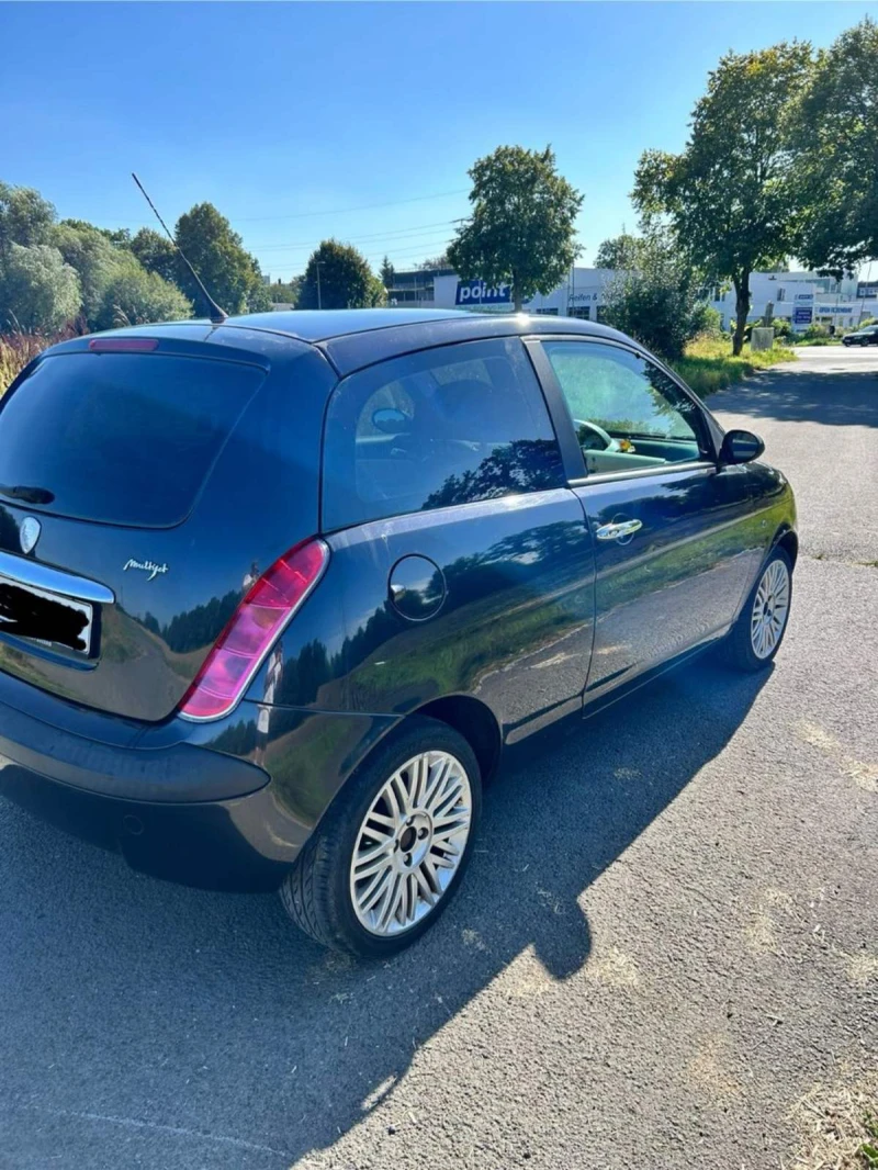 Lancia Ypsilon 1.2i, снимка 6 - Автомобили и джипове - 47467676