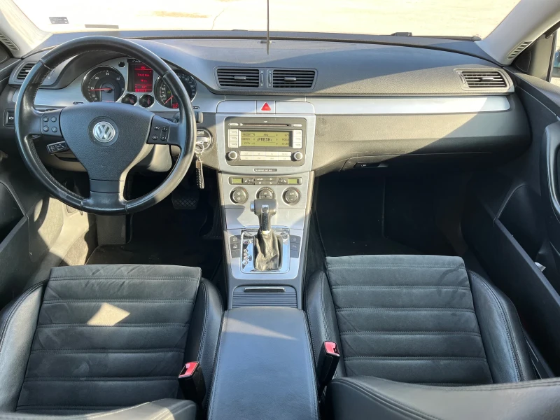 VW Passat 2.0 BMP DSG-6 Highline, снимка 12 - Автомобили и джипове - 48702467