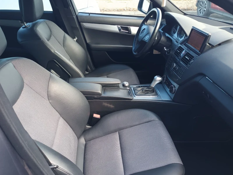 Mercedes-Benz C 350 С350AMG , бензин, автоматик;КОЛЕДНА ЦЕНА 13999лв., снимка 11 - Автомобили и джипове - 52166671