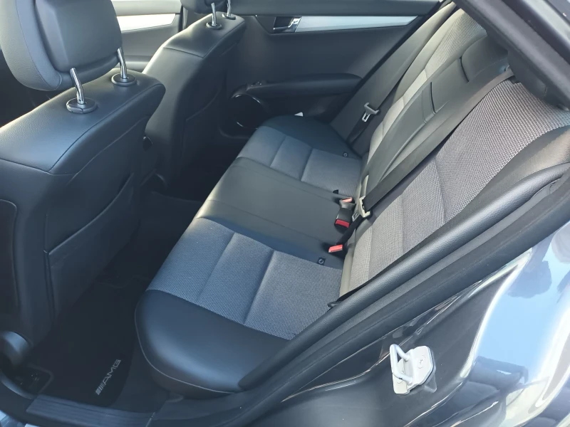 Mercedes-Benz C 350 С350AMG , бензин, автоматик;КОЛЕДНА ЦЕНА 13999лв., снимка 10 - Автомобили и джипове - 52166671