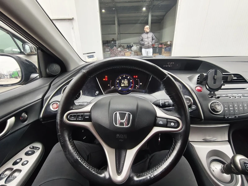 Honda Civic 1.4i, снимка 3 - Автомобили и джипове - 53457411