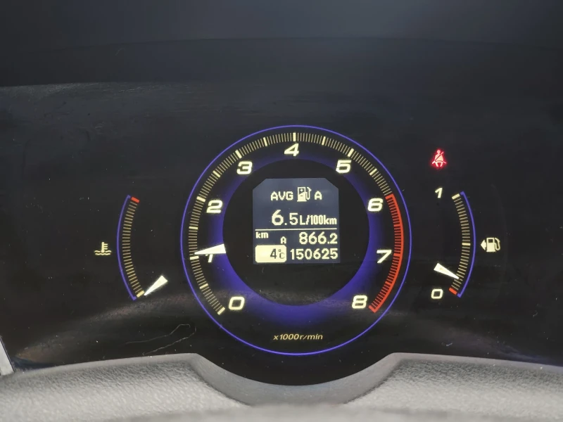 Honda Civic 1.4i, снимка 5 - Автомобили и джипове - 53457411