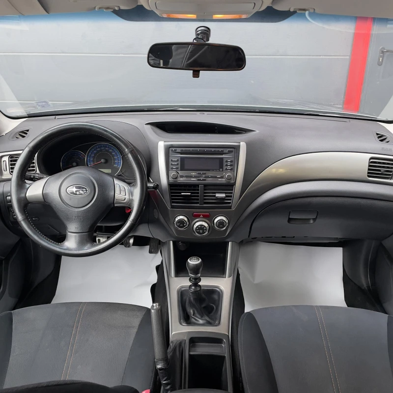 Subaru Forester 2.0, снимка 11 - Автомобили и джипове - 53559579