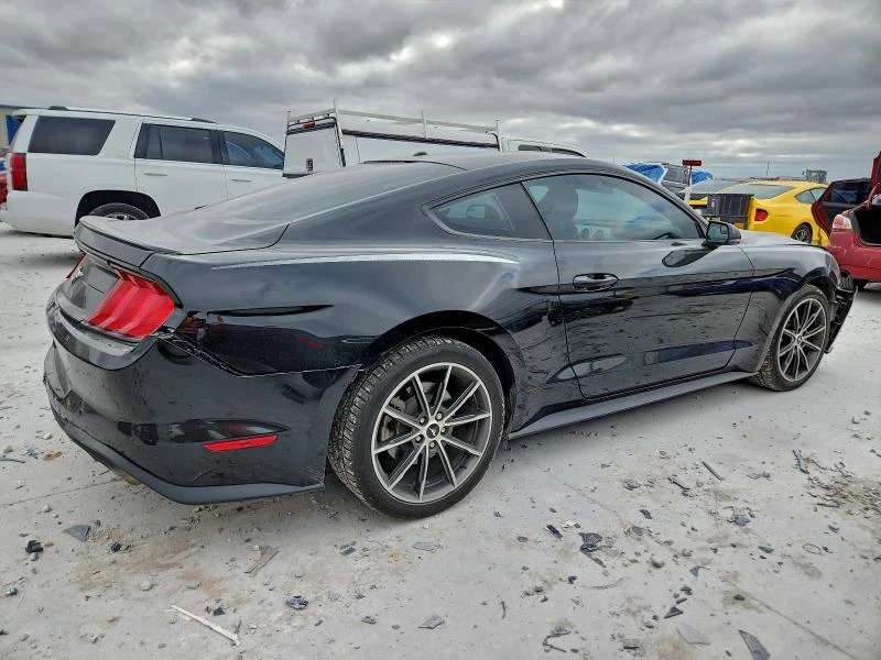 Ford Mustang 2.3L 310HP* Kожа* Подгрев* НАВИ* Keyless, снимка 3 - Автомобили и джипове - 53157756